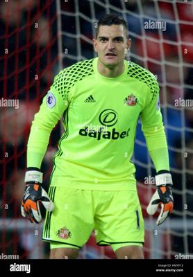 Vito Mannone