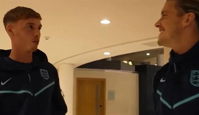 Conor Gallagher phản ứng thế nào khi Cole Palmer lên tuyển Anh?