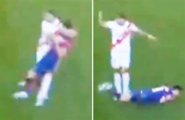 Robert Lewandowski bị vật ngã ngửa trong vòng cấm, Barca vẫn không có phạt đền