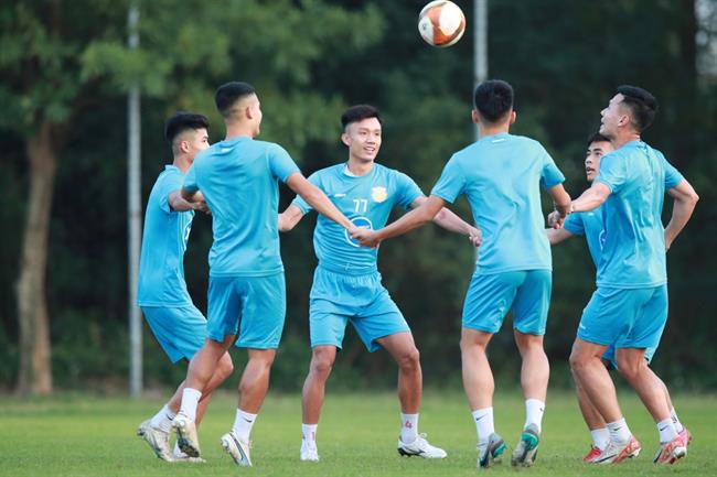 CLB Nam Định được treo thưởng lớn trước trận đấu Công an Hà Nội 1