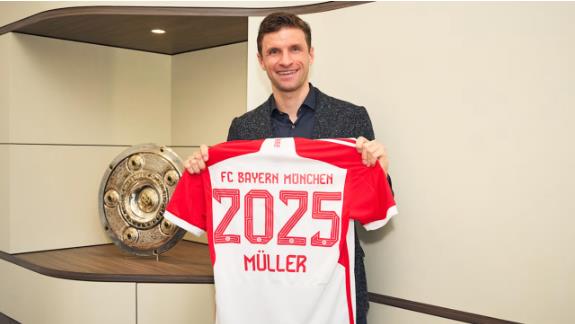 Thomas Muller dong y gia han voi Bayern Munich