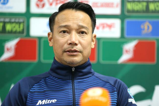 HLV Vũ Hồng Việt nhận hết lỗi về mình sau trận thua sốc Bình Định