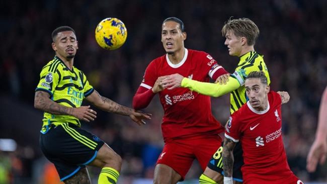 Virgil van Dijk thất vọng khi Liverpool cầm hòa Arsenal