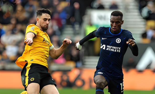 Nicolas Jackson nhận thẻ nhiều hơn cả ghi bàn 