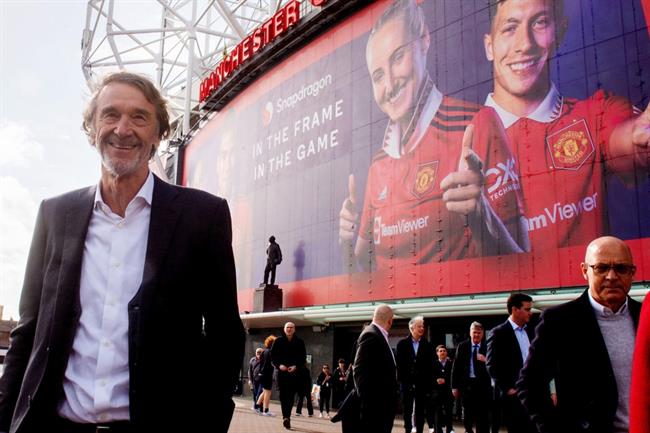 Sir Jim Ratcliffe lần đầu “vi hành” Old Trafford, chuẩn bị ra quyết định quan trọng