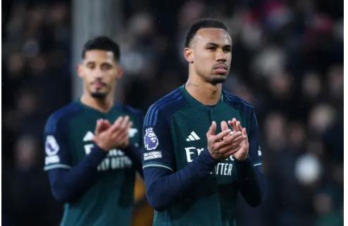 Gabriel Magalhaes bị chỉ trích sau trận thua Fulham Gabriel Magalhaes bi chi trich sau tran thua Fulham