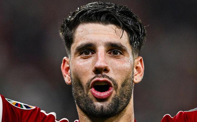 Cau thu Dominik Szoboszlai