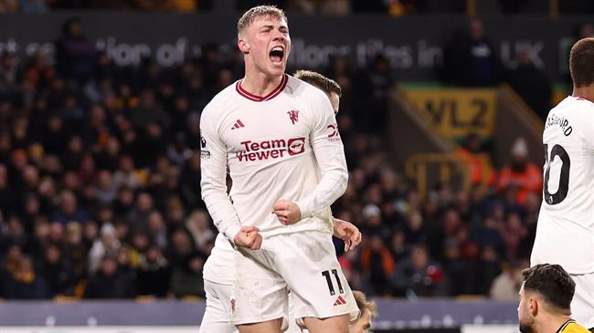 Rasmus Hojlund cân bằng kỷ lục của Ronaldo sau trận thắng Wolves