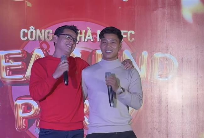 HLV Kiatisuk khoe giọng hát khi song ca cùng Vũ Văn Thanh