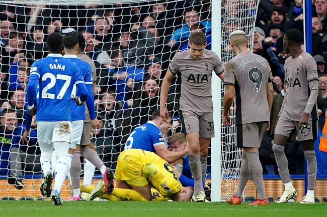 Có một Tottenham rất thiếu bản lĩnh ở phút cuối trận