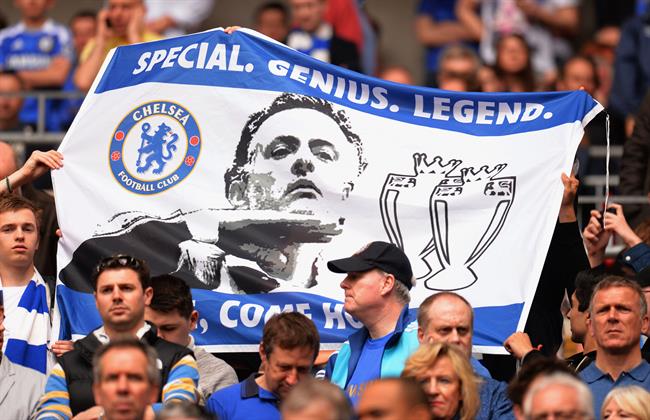 Những CĐV Chelsea muốn Mourinho trở lại: Hãy cẩn thận với điều mình muốn