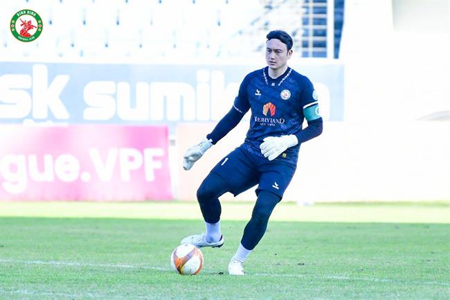 Văn Lâm chấn thương nặng hơn dự kiến, bỏ ngỏ khả năng dự VL World Cup 1 Văn Lâm chấn thương nặng hơn dự kiến, bỏ ngỏ khả năng dự VL World Cup 1