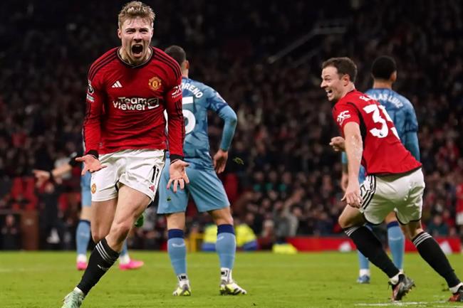 Sir Alex tin MU vô địch Premier League trước Tottenham 1