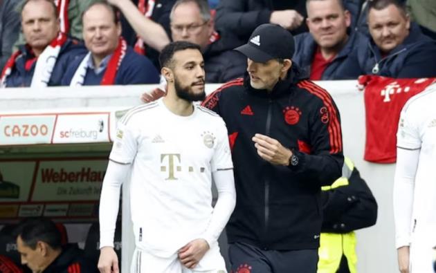 Hau ve Noussair Mazraoui la cai ten moi nhat cua Bayern Munich dinh chan thuong
