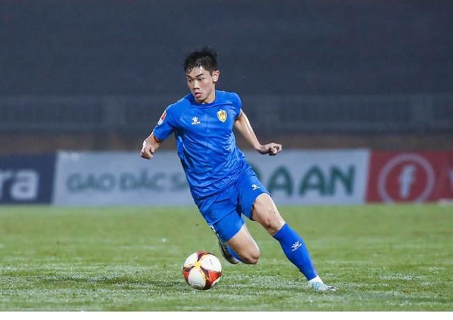 Trò cưng HLV Troussier hối lỗi sau vụ vi phạm kỷ luật