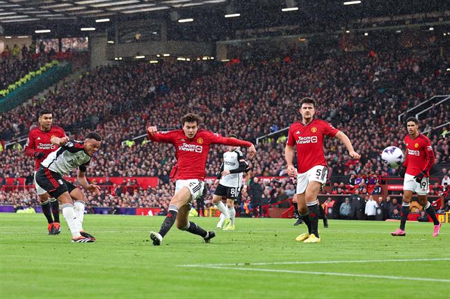 Nemanja Vidic ngầm ám chỉ cầu thủ MU đá dưới sức