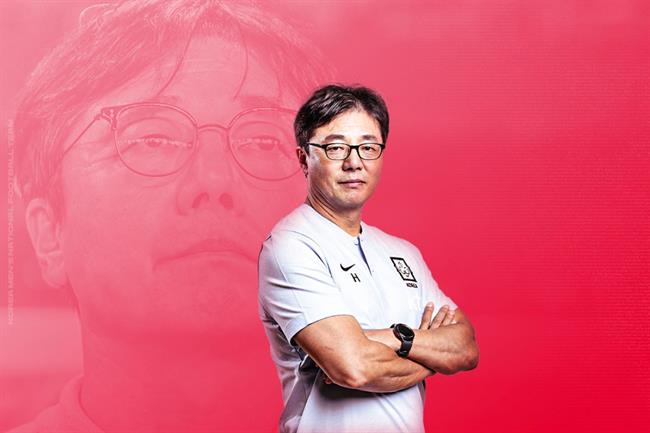 HLV Hwang Sun Hong được bổ nhiệm vị trí HLV tạm quyền ĐT Hàn Quốc HLV Hwang Sun Hong duoc bo nhiem vi tri HLV tam quyen dT Han Quoc