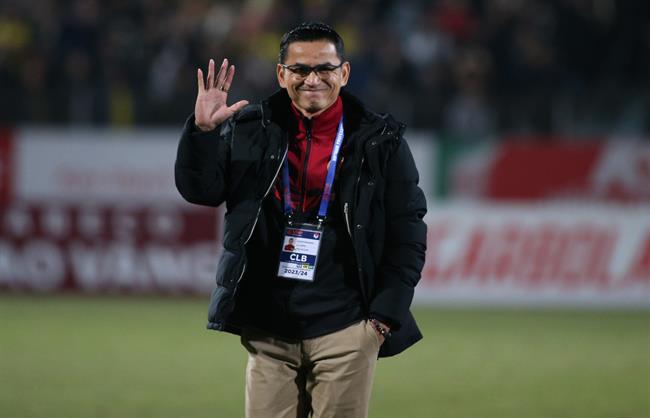 Văn Thanh: HLV Kiatisuk là mảnh ghép hoàn hảo với CAHN