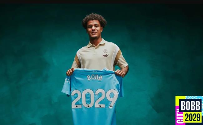 Man City ký hợp đồng mới với 'đàn em' Haaland