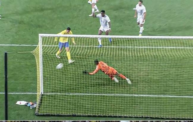 VIDEO Ronaldo bỏ lỡ không tưởng trong ngày Al Nassr bị loại 1 VIDEO Ronaldo bỏ lỡ không tưởng trong ngày Al Nassr bị loại 1