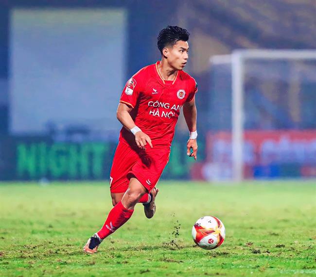 Văn Thanh dính chấn thương trước ngày lên tập trung ĐT Việt Nam