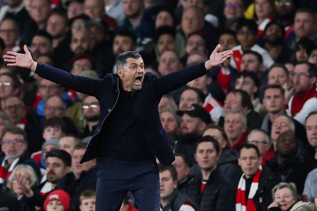 HLV Porto tố Mikel Arteta xúc phạm mình trong trận gặp Arsenal