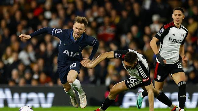 Tottenham để thua 0-3 trên sân của Fulham Tottenham de thua 0-3 tren san cua Fulham