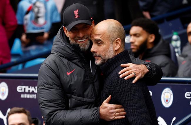 Paul Merson không chọn Pep và Klopp vào danh sách 3 HLV Paul Merson khong chon Pep va Klopp vao danh sach 3 HLV