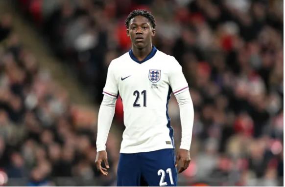 Mainoo vừa có màn ra mắt ĐT Anh Mainoo vua co man ra mat dT Anh