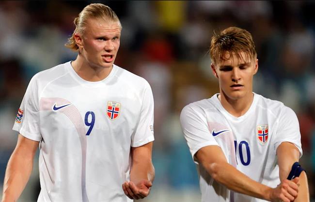 Odegaard va Haaland co the ra san truoc Slovakia