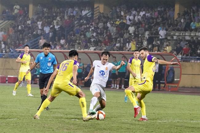 Điểm tin tối 34 CLB Hà Nội bức xúc về công tác trọng tài 1 Điểm tin tối 34 CLB Hà Nội bức xúc về công tác trọng tài 1