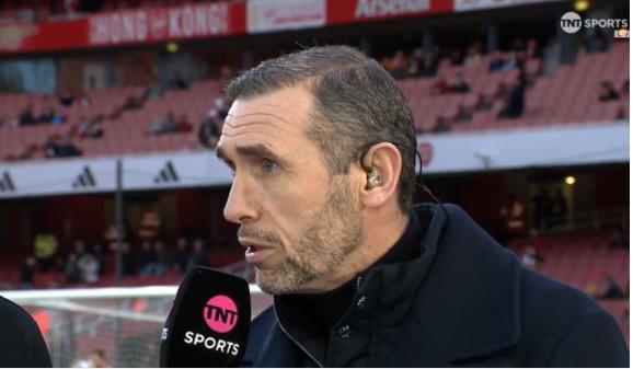 Martin Keown nhan dinh cuoc dua vo dich o Ngoai hang Anh mua nay