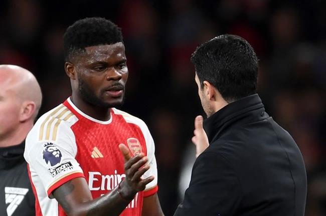 Arsenal xúc tiến gia hạn với Thomas Partey 
