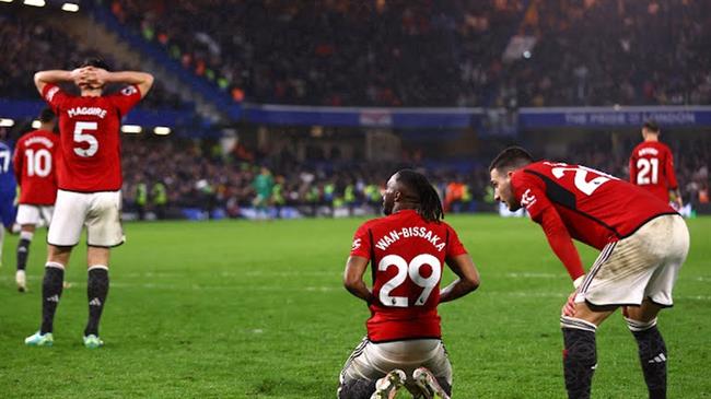 MU thua Chelsea voi ty so 3-4 day cay dang