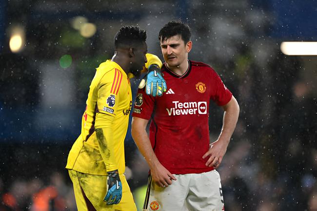 Rio Ferdinand chỉ trích gay gắt hàng thủ MU