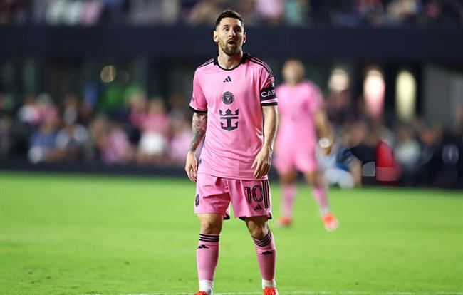 Messi: Tôi rời châu Âu vì không muốn khoác áo đội bóng nào khác ngoài Barca