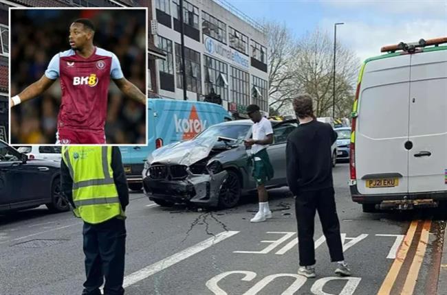 Sao Aston Villa gặp tai nạn ngay trước trận đấu tại Cúp C3