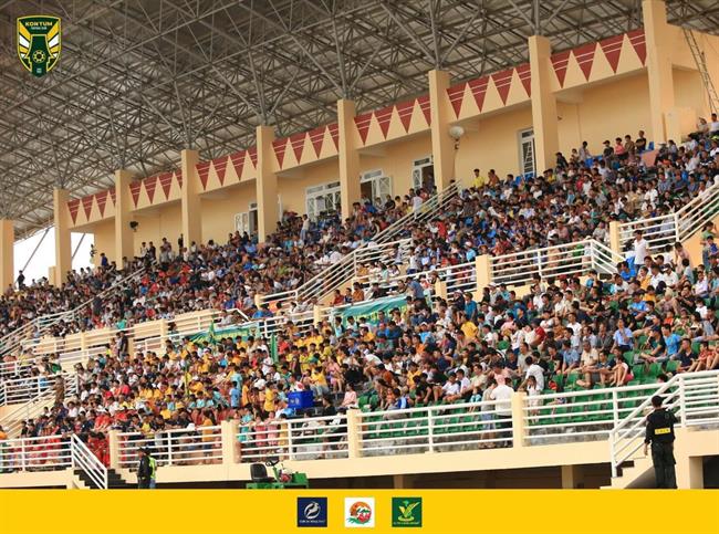 Kon Tum 1 - 0 Bắc Ninh: Ngày hội bóng đá Kon Tum