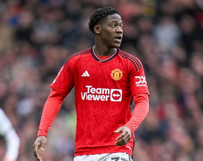 Lo muc luong cua Kobbie Mainoo o ban hop dong moi voi MU