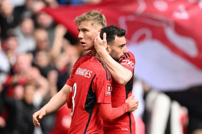 Rasmus Hojlund mâu thuẫn với Diogo Dalot và Bruno Fernandes