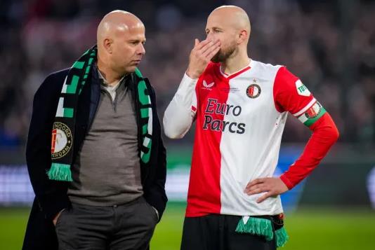 Đội trưởng Feyenoord vui mừng khi Arne Slot sắp tới Liverpool