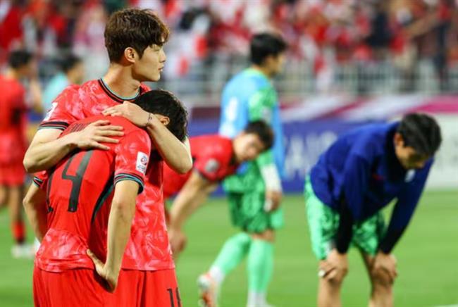 Ông Shin Tae Yong chặn đứng kỷ lục thế giới của bóng đá Hàn Quốc