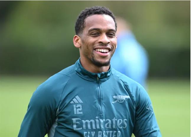 Điểm tin bóng đá tối 2804 MU chốt sao Barca tay Varane 1 Điểm tin bóng đá tối 2804 MU chốt sao Barca tay Varane 1