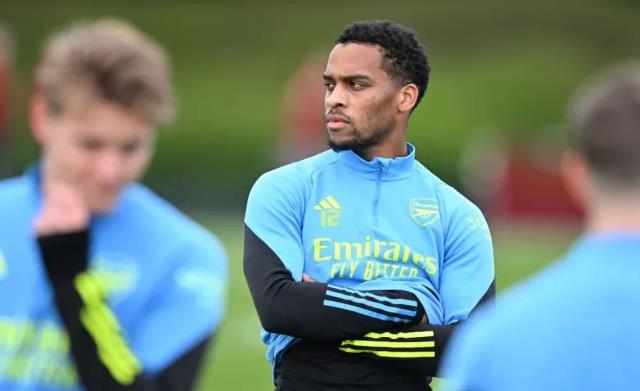 Jurrien Timber có thể trở lại thi đấu vào cuối tuần này Jurrien Timber co the tro lai thi dau vao cuoi tuan nay