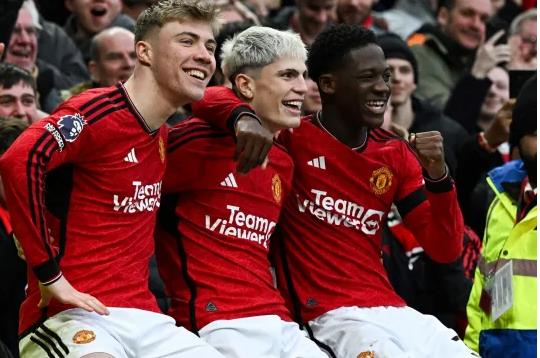 MU không bán Rasmus Hojlund Alejandro Garnacho và Kobbie Mainoo ở Hè 2024 MU khong ban Rasmus Hojlund Alejandro Garnacho va Kobbie Mainoo o He 2024