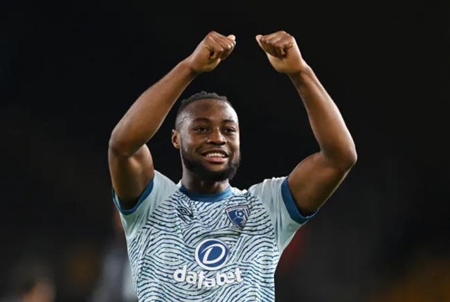 Điểm tin bóng đá sáng 28/1: Liverpool và Arsenal quyết đấu vì sao 50 triệu bảng