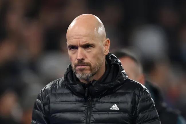 Erik ten Hag quyet khong tu chuc sau tran thua Crystal Palace