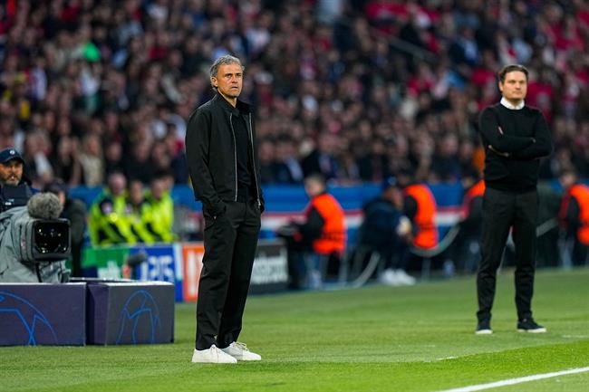 Chủ tịch PSG đảm bảo tương lai cho HLV Luis Enrique 