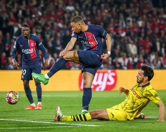 Mats Hummels thừa nhận PSG không may mắn ở hai trận bán kết 1 Mats Hummels thừa nhận PSG không may mắn ở hai trận bán kết 1
