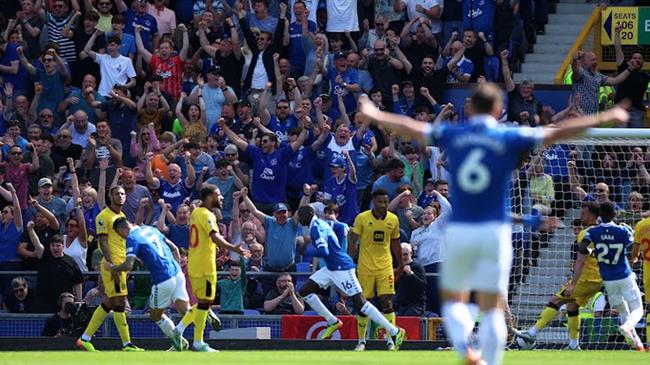 Sheffield United thua 0-1 tren san cua Everton